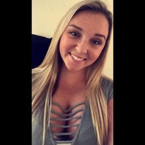 Meet your Posher, Becca